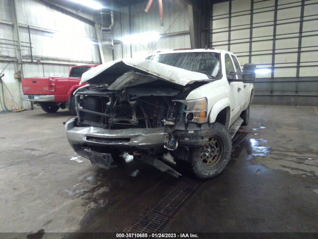 2007 CHEVROLET SILVERADO 2500HD LT W/1LT VIN: 1GCHK23KX7F557527