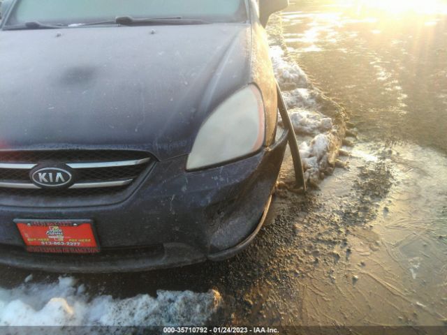 KNAFG525577061614 KIA Rondo Ex