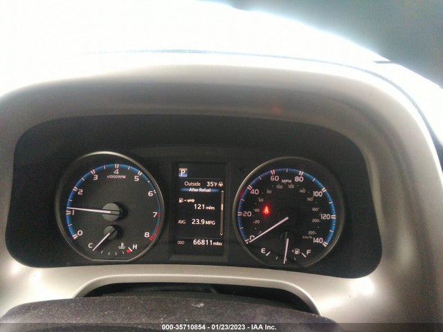 2017 Toyota RAV4, VIN: 2T3BFREV1HW635820