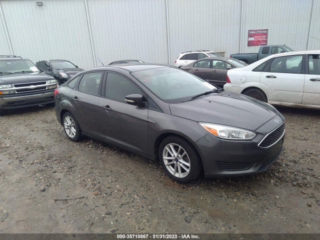 2016 Ford Focus, VIN: 1FADP3F29GL276666