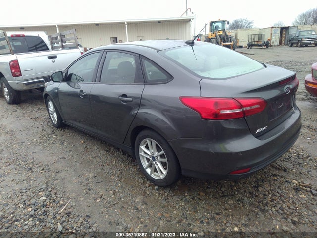 2016 Ford Focus, VIN: 1FADP3F29GL276666