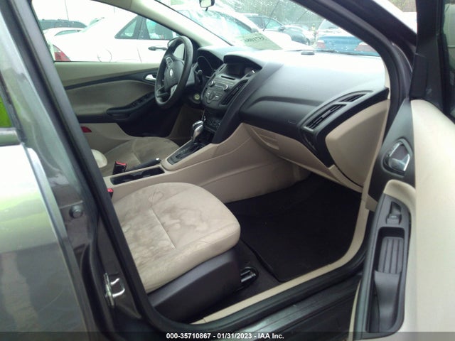 2016 Ford Focus, VIN: 1FADP3F29GL276666