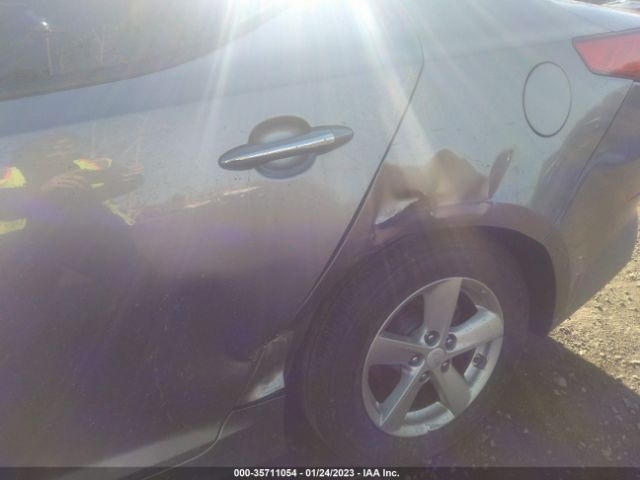 5XXGM4A76FG481062 KIA Optima Lx