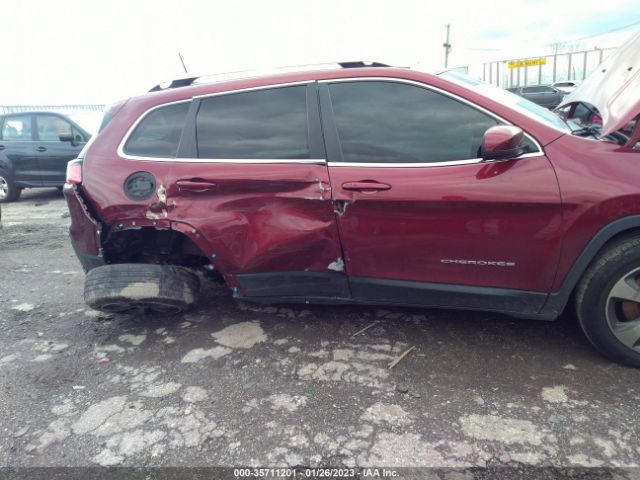 1C4PJMDX2KD168437 Jeep Cherokee Limited