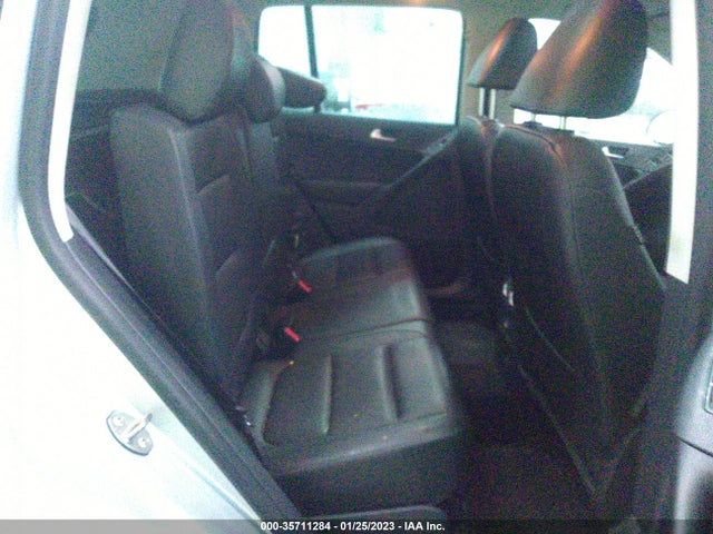 2012 VOLKSWAGEN TIGUAN SE W/SUNROOF & NAV VIN: WVGAV7AX9CW602869