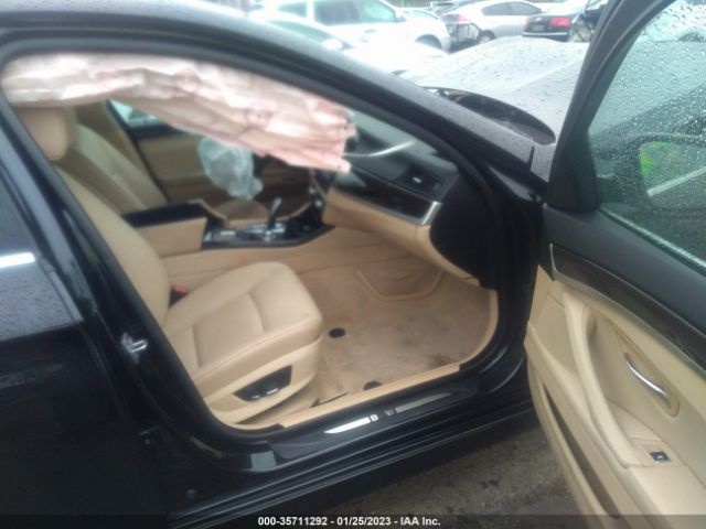 WBAXH5C54DD114302 BMW 5 Series 528i Xdrive