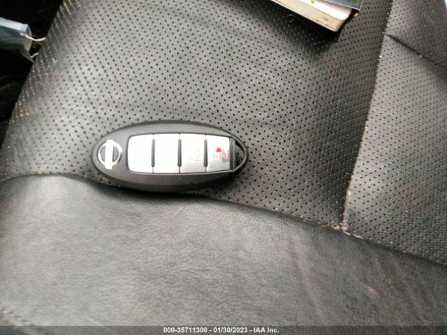 5N1AT2MV1FC860859 Nissan Rogue Sl