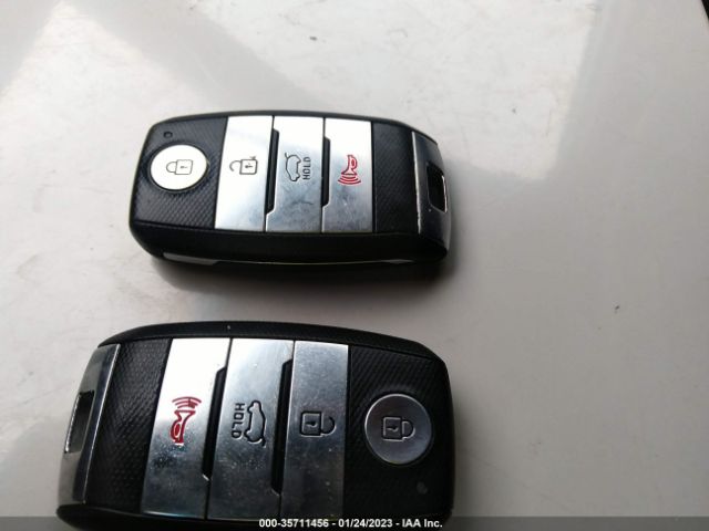 5XYPHDA55GG004445 KIA SORENTO EX