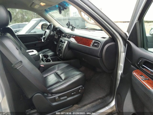 GMC YUKON SLT 2013 1GKS1CE00DR102016 Image 6