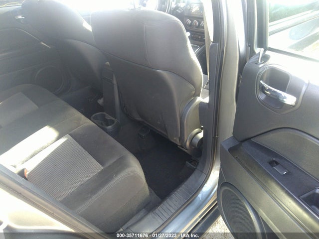 Jeep Compass Latitude 2011 1J4NF1FB7BD280704 Image 8