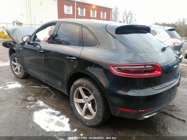 2018 Porsche Macan, VIN: WP1AA2A57JLB23672