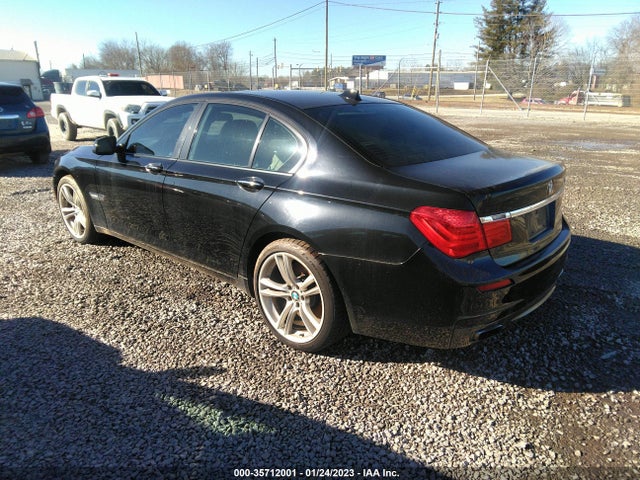 BMW 7 Series 750i 2012 WBAKA8C51CDS99908 Image 4