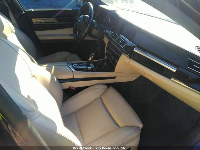 BMW 7 Series 750i 2012 WBAKA8C51CDS99908 Image 6