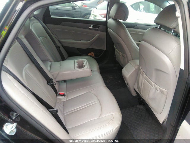 2015 HYUNDAI SONATA 2.4L SE VIN: 5NPE24AF5FH235290
