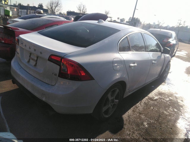 Volvo S60 T5 2012 YV1622FS8C2091305 Image 6