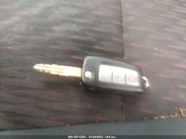 Nissan ROGUE S 2018 5N1AT2MV1JC728130 Image 11