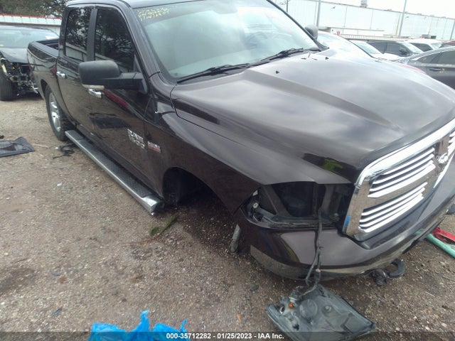 2016 RAM 1500 VIN: 3C6RR7LT8GG339033