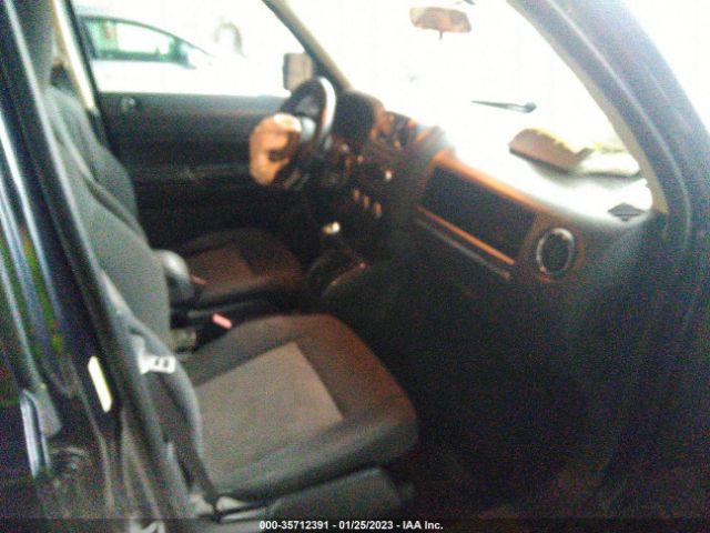 1J4NF1GB8BD108132 Jeep Patriot Sport