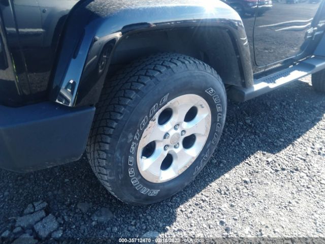 1C4GJWBG3EL141904 Jeep Wrangler Sahara