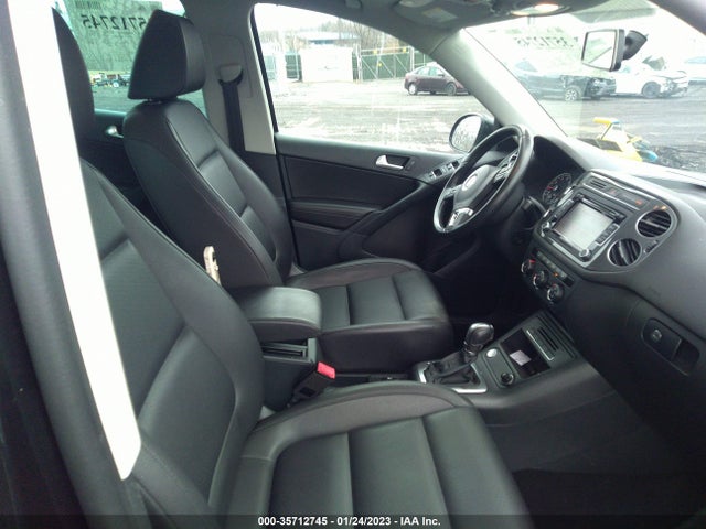 2015 Volkswagen Tiguan, VIN: WVGBV7AX1FW609307