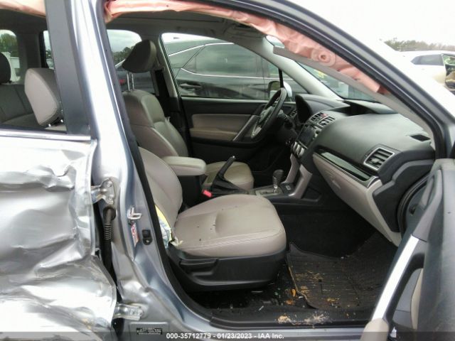 JF2SJAJC2HH409152 Subaru Forester Limited