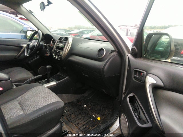 2005 TOYOTA RAV4 VIN: JTEGD20V050065752