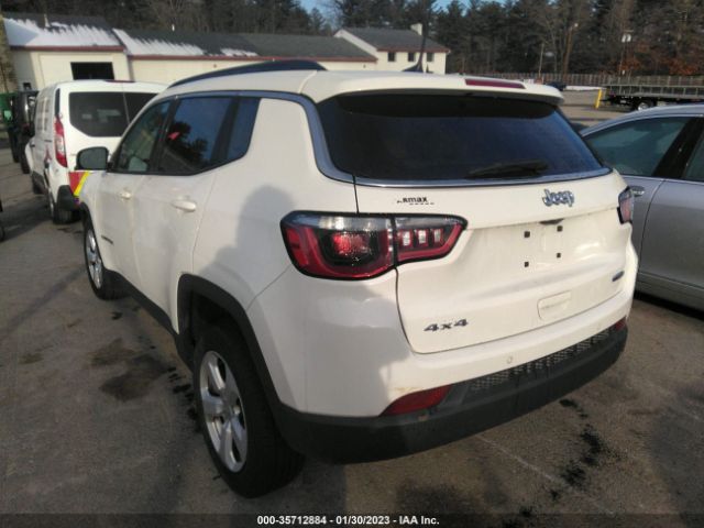 3C4NJDBB8JT114826 Jeep Compass Latitude