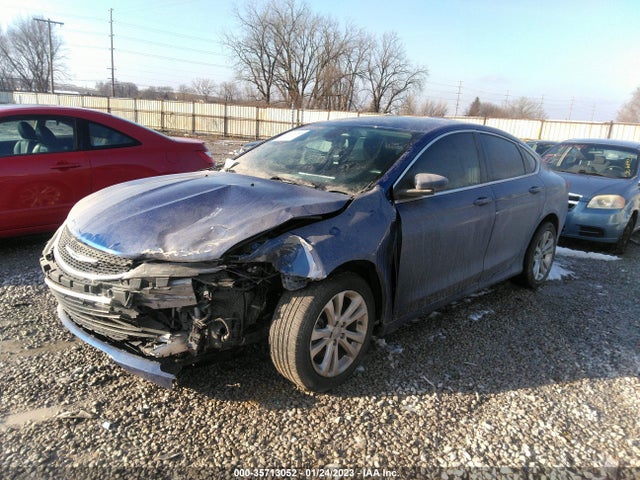 Chrysler 200 Limited 2015 1C3CCCAB8FN623596 Image 2