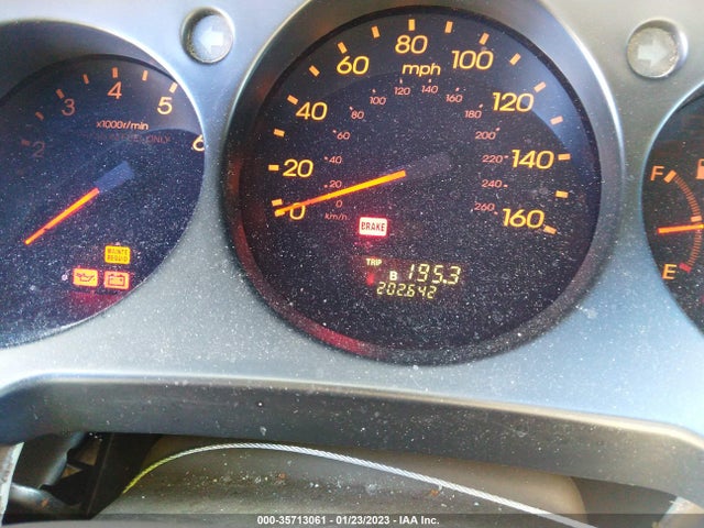 Acura RL 2002 JH4KA966X2C013893 Image 8