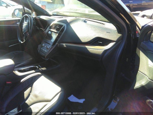 2019 Lincoln MKC, VIN: 5LMCJ3D94KUL37134