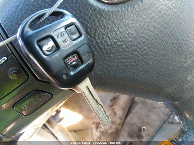 Lexus ES 330 2005 JTHBA30G255071133 Image 3