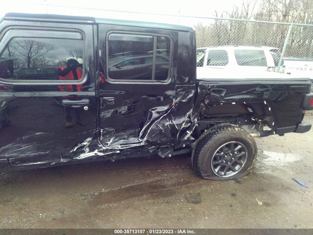 2022 Jeep Gladiator, VIN: 1C6HJTFG5NL106611