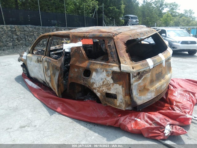 Chevrolet Traverse Ls 2022 1GNEVFKW5NJ100471 Image 3