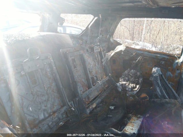 Chevrolet Traverse Ls 2022 1GNEVFKW5NJ100471 Image 8