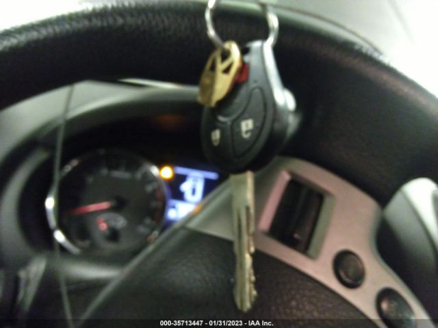JN8AS5MT0FW157053 Nissan Rogue Select S