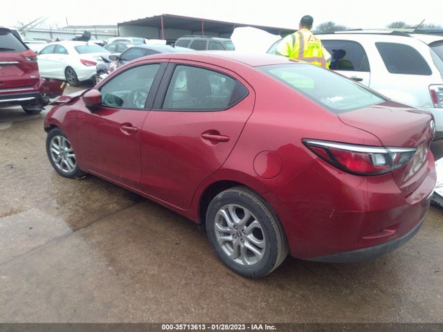 3MYDLBZV9GY127401 Scion IA