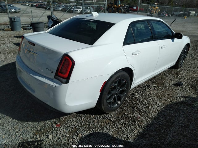 2018 Chrysler 300, VIN: 2C3CCAGG8JH250357