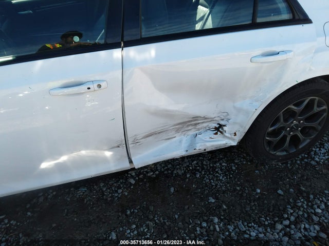 2018 Chrysler 300, VIN: 2C3CCAGG8JH250357