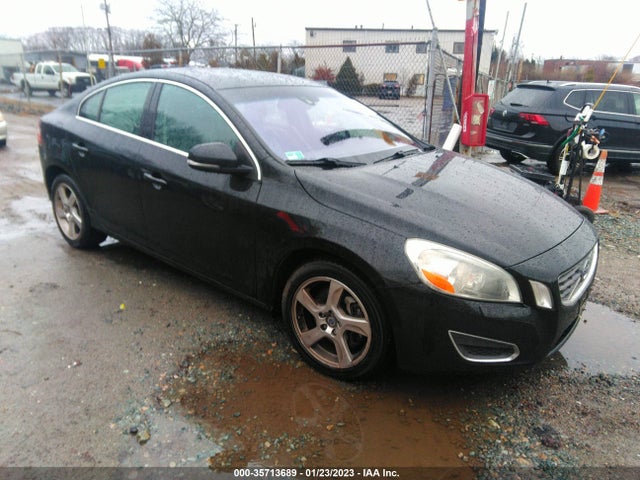 Volvo S60 T5 2013 YV1612FS5D2204258 zdjęcie główne