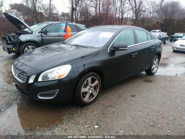 Volvo S60 T5 2013 YV1612FS5D2204258 Image 2