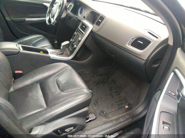 Volvo S60 T5 2013 YV1612FS5D2204258 Image 6