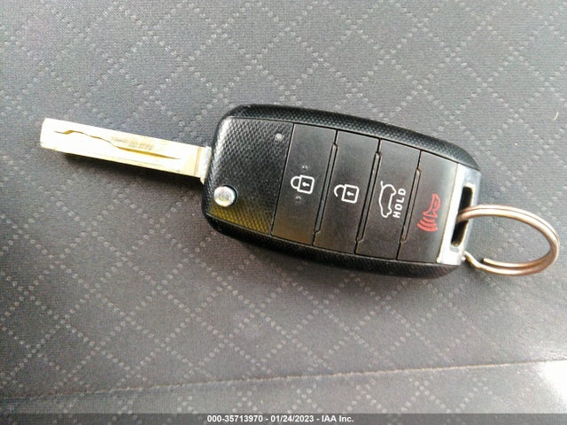2016 Kia Sorento, VIN: 5XYPG4A39GG017250