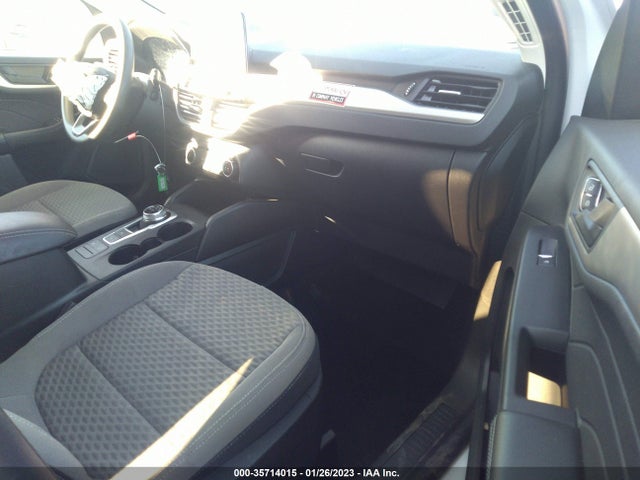 2022 Ford Escape, VIN: 1FMCU9G61NUA62258