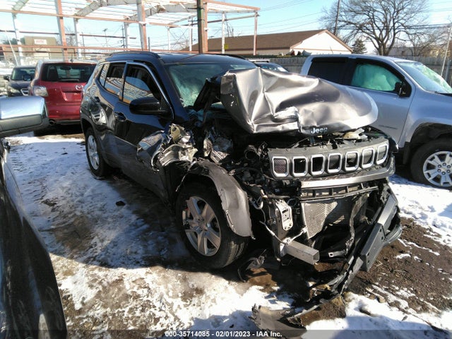 2022 Jeep Compass, VIN: 3C4NJDBB4NT121133