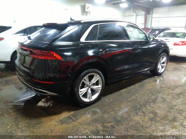2022 Audi Q8, VIN: WA1AVBF18ND033758