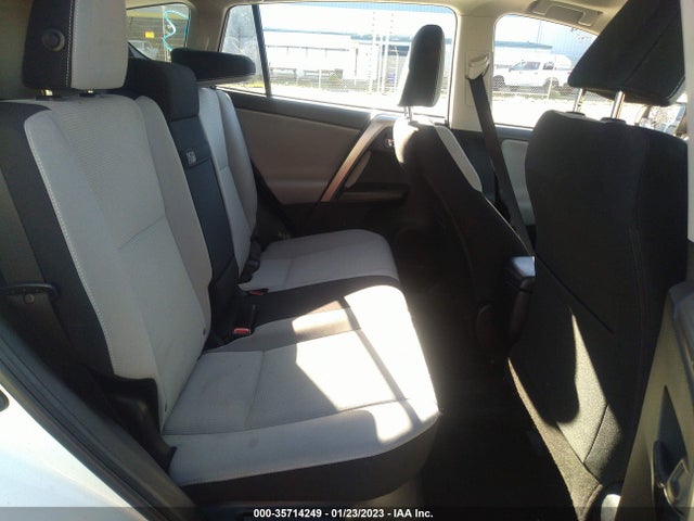 2017 Toyota RAV4, VIN: JTMRJREV7HD141066