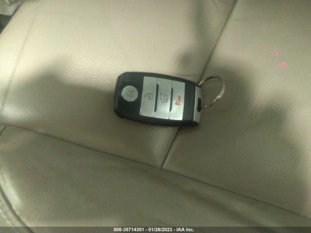 KNDPNCAC5H7173316 KIA Sportage Ex