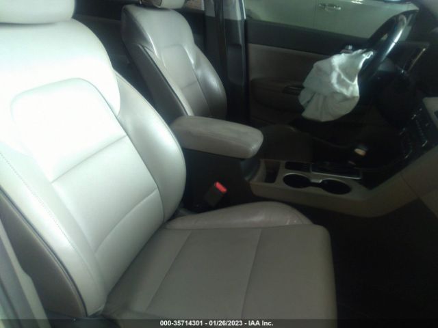 KNDPNCAC5H7173316 KIA Sportage Ex