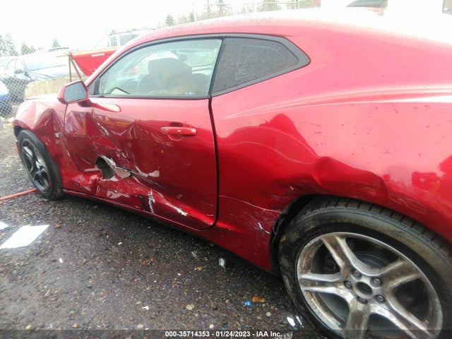 Chevrolet Camaro 2lt 2018 1G1FD1RX4J0138297 Image 6