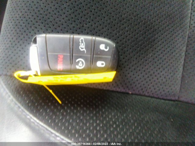 1C4RJFLG2KC674359 Jeep Grand Cherokee Trailhawk